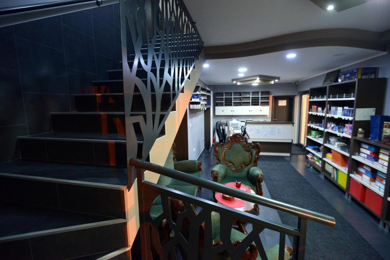 קרגיובאק Garni Hotel Kaca מראה חיצוני תמונה